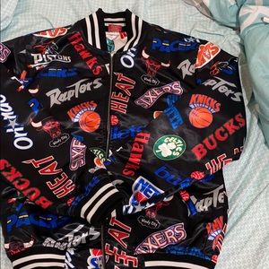 Reversible Mitchell & Ness Basketball Bomber